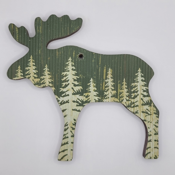 Hanging moose with forest scene decor / Ornament Cabin Rustic - Picture 2 of 6